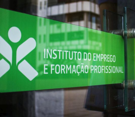 mais de 12 milhões de desempregados na Europa